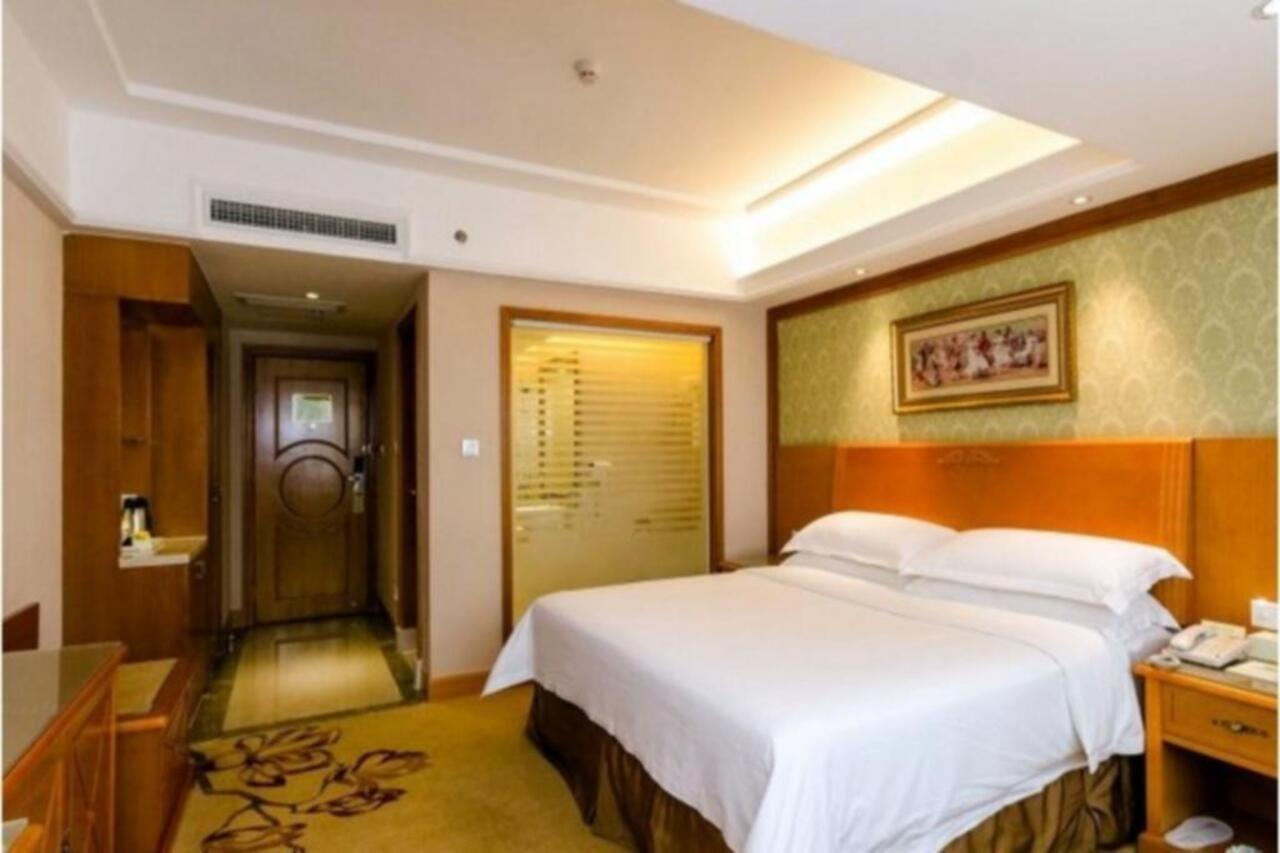 Vienna Hotel Shenzhen Fuhua Road Kültér fotó